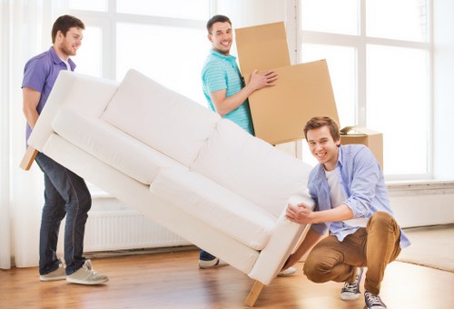 Local removal truck hire process with a property move in progress